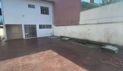 Sobrado Para Vender com 5 quartos 1 suítes no bairro Centro em Caraguatatuba