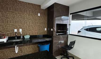 Apartamento 2 quartos a 800m do Praia Clube