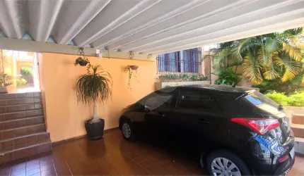 Sobrado com 4 quartos à venda em Vila Zelina - SP