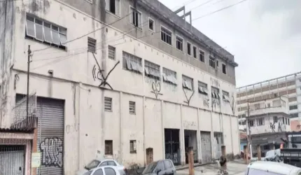 Prédio inteiro à venda em Vila Guilherme - SP