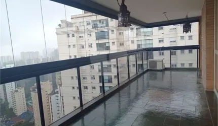 Apartamento com 3 quartos à venda em Vila Suzana - SP