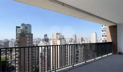 Apartamento com 3 quartos à venda em Vila Nova Conceição - SP