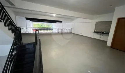 Salão Comercial à venda ou para locação em Santana - SP