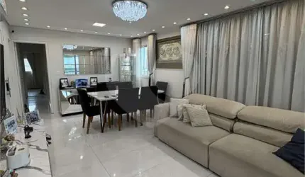 Apartamento com 3 quartos à venda ou para locação em Vila Paiva - SP