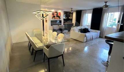 Apartamento com 2 quartos à venda em Vila Olímpia - SP