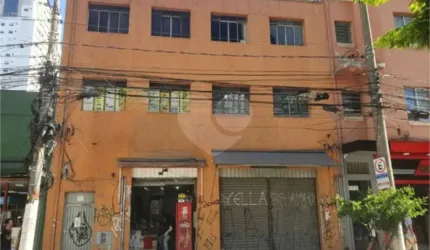 Casa à venda ou para locação em Pinheiros - SP