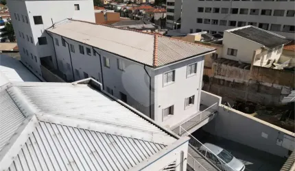 Prédio inteiro à venda em Vila Bertioga - SP