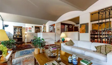 Casa com 4 quartos à venda em Jardim Everest - SP