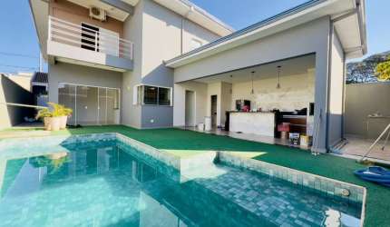 Casa em Condomínio para aluguel com 450 m² e 3 quartos em Residencial Villaggio III, Bauru - SP