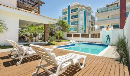 Linda Casa de Alto Padrão com Piscina em Mariscal