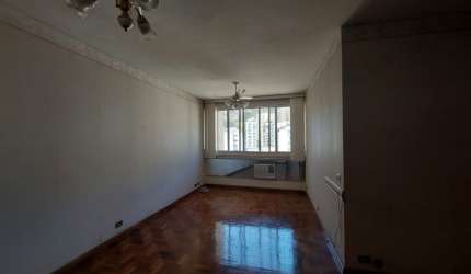 Sala + 2 quartos com dependências junto ao Metrô na Tijuca