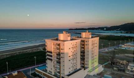 Apartamento para Venda em Navegantes, Centro, 2 dormitórios, 2 suítes, 3 banheiros, 2 vagas