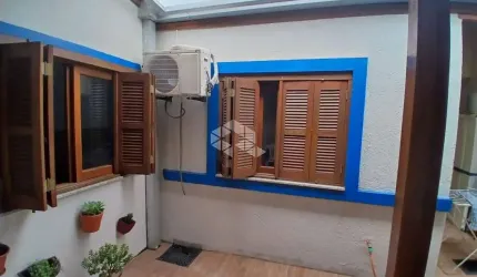 Casa com 3 quartos à venda na Rua Montreal, 155, São José, Canoas por R$ 580.000