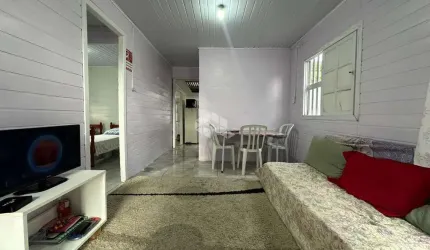 Casa com 2 quartos à venda na Rua Felipe Camarão, 327, Rio Branco, Canoas por R$ 216.000