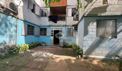 Apartamento com 2 quartos à venda na Avenida Dezessete de Abril, 276, Guajuviras, Canoas por R$ 129.000