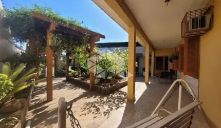 Casa com 3 quartos à venda na Rua Tramandai, 95, Estância Velha, Canoas por R$ 850.000