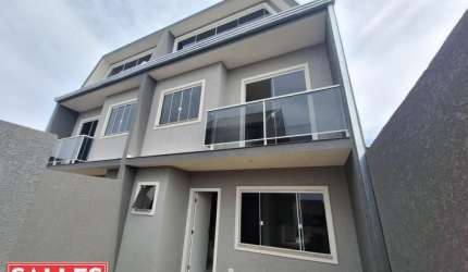 Sobrado/Fazendinha, 4 qts/suíte/4 gar/3 WC. 679.000. Use FGTS, carta, carro, AP, financia