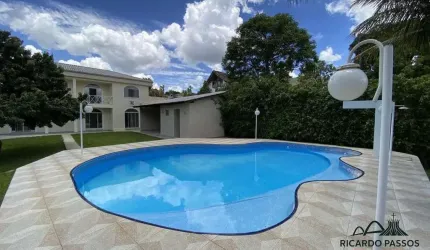 Casa Sofisticada e Espaçosa na SHIS QI 25 – Lago Sul/DF