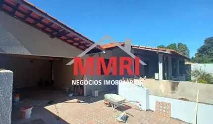 Aluguel de Casa no Monte Libano, Araçoiaba da Serra-SP: 3 Quartos,  Suite, 2 Salas, 3 Vagas, 150m².