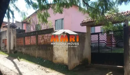 Casa com 3 dormitórios à Venda em Araçoiabinha - Araçoiaba da Serra/SP