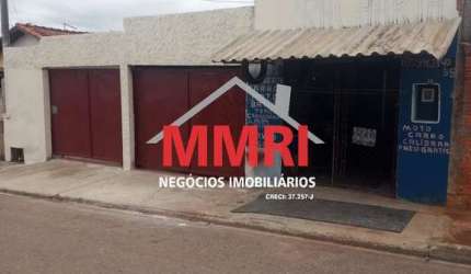 Casa à venda no Maria Paula Exposito: 3 quartos, 3 vagas de garagem: 190m².