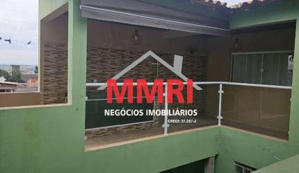 Excelente oportunidade: Salão e casa à venda em Sorocaba-SP, Parque das Laranjeiras. 2 salas, 4 banheiros, 4 vagas, 250m².