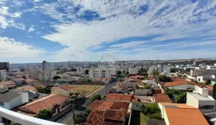 Edifício Pedra do Sol Imperial, 3 Quartos, Suíte, Sacada e Elevador Santa Mônica