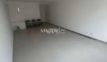 Sala comercial para alugar na Augusto de Carvalho, 45, Parque Ipiranga, Resende por R$ 2.000