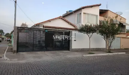Casa com 4 quartos à venda na Fluminense, 331, Vila Julieta, Resende por R$ 500.000
