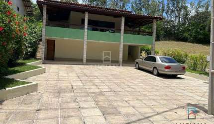 Casa em Condomínio às Margens da BR - 4 quartos sendo 3 suítes