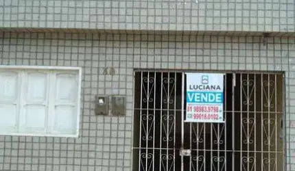 Oportunidade! Casa térrea e 1° andar