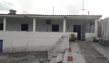 Casa Para Venda e Locação em Gravatá