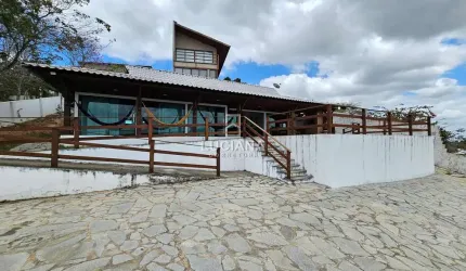 Vista Incrível! Casa com 3 Suítes em Condomínio Country - Gravatá/PE