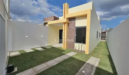 Lindíssima! Casa com 3 Quartos com acesso asfaltado - Gravatá/PE
