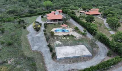Exclusivo! Casa com 5 Suítes em Condomínio - Privacidade e Conforto