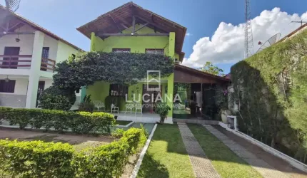 OPORTUNIDADE! CASA DE CONDOMÍNIO COM ESPAÇO GOURMET