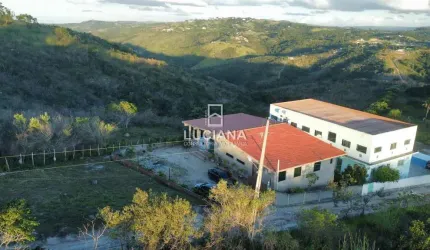 Vista Espetacular! Casa com 4 Quartos perto da BR-232 em Gravatá/PE