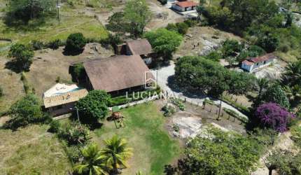 Paraíso! Rancho de 2,4 Hectares - Casa com 6 quartos - 5km do centro de Gravatá!