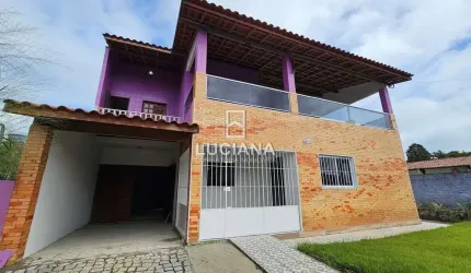Excelente Localização! Casa com piscina perto do Centro de Gravatá/PE