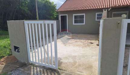 Casa na Vila do Peró a Venda, 80m2. Oportunidade apenas R$ 200 MIL!