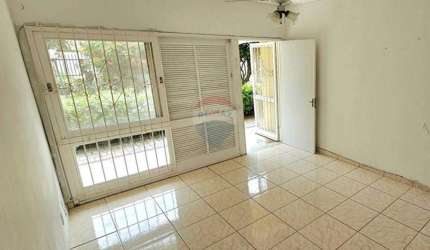 Cabo Frio a venda, 69m² - 2 quartos, sala arejada, cozinha e área de serviço. Próximo ao Canal Itajuru, Centro e Shopping Park Lagos