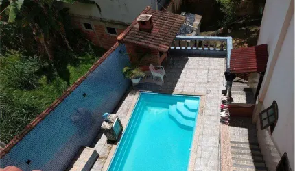 'Imóvel Rentável e Charmoso em Angra dos Reis'