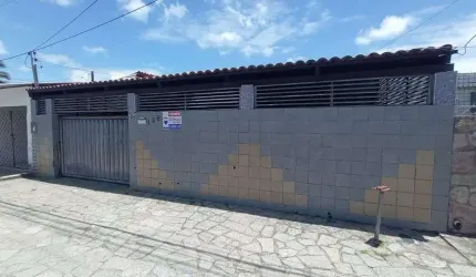 Casa para venda com 4 quartos em Castelo Branco - João Pessoa - PB