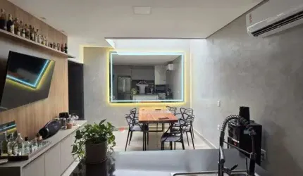 Casa Ampliada Condomínio Esmeralda Várzea Grande.