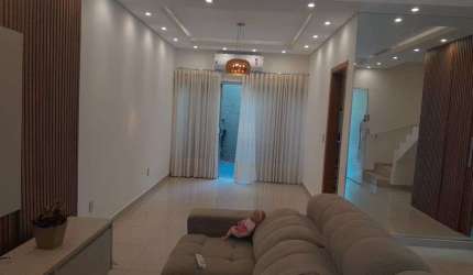 Sobrado 3/4 Condomonio Jardim Mariana 144m² em Cuiabá