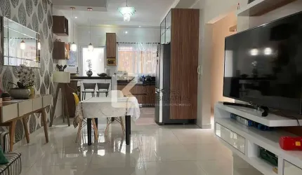 Casa com 2 dormitórios sendo 1 suíte à venda, 150 m² de terreno e 128 m² de área útil por R$ 659.00