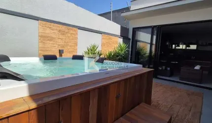 Casa à venda, com ofurô, área gourmet, Condomínio Residencial Dona Lucilla, Jardim Esplanada, Indai