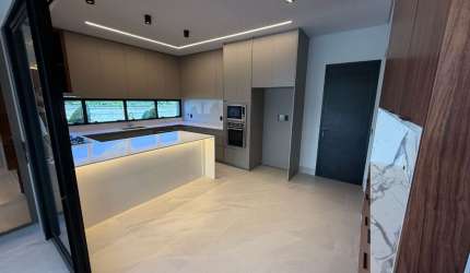Magnifica Casa no Villaggio II