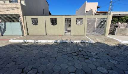 CASA de 3 quartos, quintal amplo - Jardim Asteca - Vila Velha/ES