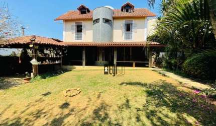 Casa com 4 dormitórios à venda, 280 m² por R$ 880.000,00 - São Pedro - Juiz de Fora/MG